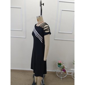 Vestido midi de viscosa con cuello barco y corte en A, de manga corta y hombros descubiertos con detalle a rayas para mujer de Jane's - Product Image 5