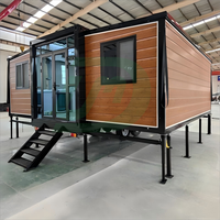 Maisons préfabriquées éconergétiques Maison mobile sur remorque pliable de 20 pieds sur roues pour une retraite panoramique ou une nacelle de glamping