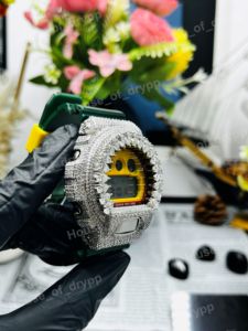 Reloj de Pulsera con Esfera Amarilla y Diamantes de Moissanita, Cronógrafo Digital, Estilo Hip Hop, para Fiestas - Product Image 3