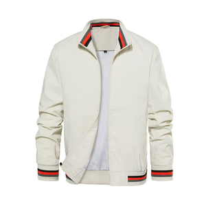 Veste d'extérieur aux couleurs personnalisées avec des couleurs contrastées Veste à coque dure coupe-vent et imperméable pour l'alpinisme - Product Image 1