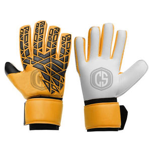 Guantes de Portero CS Sports, Color Rosa Eléctrico y Negro, Corte Negativo, Guantes de Fútbol con Diseño de Fragmentos Geométricos en 3D - Product Image 3