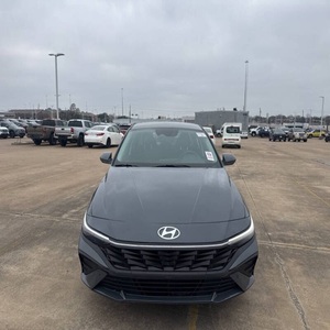 Hyundai Elantra SE 2025 Usado en Buen Estado - Product Image 1