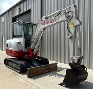 LIVRAISON GRATUITE TAKEUCHI TB235-2 MINI-EXCAVATRICE MOTEUR DIESEL 24,4 CV CABINE CLOSERE APPROUVÉE EPA CE Hydraulique auxiliaire 2 vitesses Plc. - Product Image 2