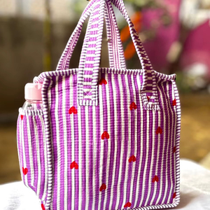 กระเป๋าผ้าควิลท์ลายบล็อกพิมพ์ กระเป๋าสะพายไหล่ผู้หญิง กระเป๋าช้อปปิ้ง กระเป๋าเดินทาง 2025 กระเป๋าผ้าฝ้ายใบใหญ่ มีหูหิ้ว ขนาดและโลโก้สั่งทำได้ สำหรับผู้หญิง - Product Image 1