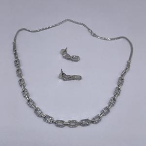 Ensemble de bijoux de mariage indien pour femmes Chokers et colliers en laiton plaqué or à la mode avec zircon pour les fêtes de fiançailles - Product Image 1