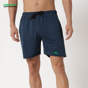 กางเกงขาสั้นผู้ชายแบบสปอร์ต ผ้าตาข่ายสองชั้น ระบายอากาศ แห้งเร็ว สไตล์ฮิปฮอป ทรงหลวม ใส่เล่นกีฬา บาสเก็ตบอล รับผลิตตามแบบ OEM - Product Image 1