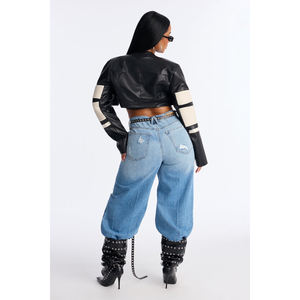 Nouveautés d'hiver Femmes Sexy Haut court à manches longues col rond bouton unique Blouson bomber en cuir PU Haut décontracté - Product Image 4