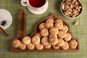 Plateau en forme de mosquée de style islamique parfait pour le Ramadan Iftar servant des bonbons Dates et décor festif fabriqué à la main à partir d'une bague - Product Image 2