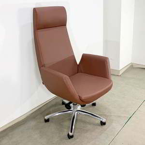 HOM1079-01 Chaise de Direction en Cuir avec Appuie-tête Réglable, Design Ergonomique Contemporain, Revêtement en Cuir PU et Mousse, Hauteur Réglable - Product Image 5