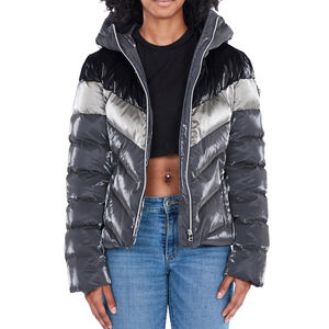 Chaqueta Corta de Invierno Unisex Personalizada OEM, Estilo Urbano, Ecológica, con Calefacción, de Poliéster, con Capucha, Impermeable, Transpirable y Cortavientos con Cierre - Product Image 6