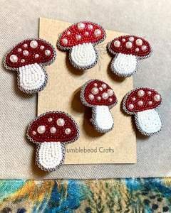 Alloy Beaded Embroidery Keychain Seed Beads Handmade Eco-Friendly Waterproof Bag <b>Accessories</b> with Festival Designs - Product Image 1