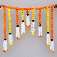 Bandanwar avec glands pour Diwali Beau Toran artisanal avec perles et motifs floraux Parfait pour la décoration traditionnelle