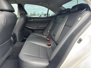 รถยนต์มือสอง Lexus IS 300 Turbo Premium RWD ปี 2020 สภาพดี - Product Image 6