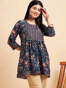 Haut court en crêpe de coton de haute qualité, dernier design, Maruti Fashion, Kurta gaufré, vente rapide, commande en gros - Product Image 2