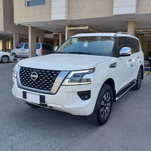 SUV d'occasion 2022, automatique, transmission intégrale, sièges en cuir, moteur 4.1-6L, régulateur de vitesse adaptatif, conduite à gauche, taille des pneus R18, toit ouvrant panoramique - Product Image 1