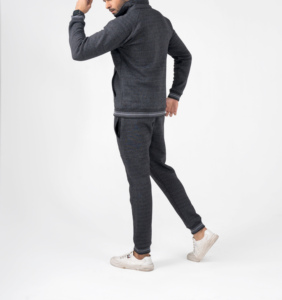 Ensemble sweat-shirt et pantalon surdimensionné en coton 100% pour homme, logo brodé personnalisé, streetwear confortable, vente en gros - Product Image 3