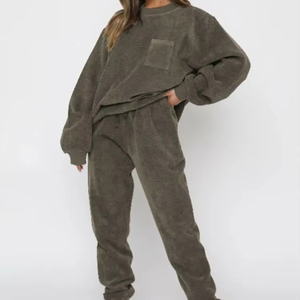 ชุดเซ็ตเสื้อฮู้ดและกางเกงวอร์มผ้าฟลีซเนื้อนุ่ม ระบายอากาศได้ดี สำหรับผู้หญิง ฤดูหนาว ผ้าฝ้ายแท้ 100% - Product Image 1