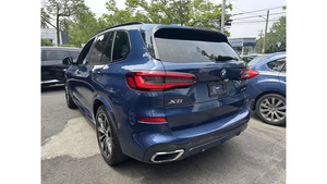 Clean used 2022 B M W X5 XDrive - Product Image 5