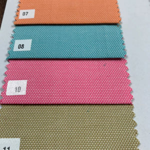 Tissu en coton Polyester Oxford à armure toile de qualité supérieure pour chemises et robes Motif teint en fil pour garçons et filles Costumes Qualité d'exportation - Product Image 1