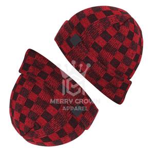 Gorro unisex de invierno, gorro de punto de alta calidad personalizable con gorro jacquard bordado de diseñador - Product Image 4