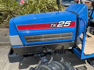 จัดส่งฟรี รถแทรกเตอร์ขนาดเล็ก TK-25 |   เครื่องยนต์ดีเซล 25 แรงม้า 1.46 ลิตร 3 สูบ |   ระบบขับเคลื่อนสี่ล้อ |   16F/16R |   ระบบพวงมาลัยเพาเวอร์แบบชัทเทิลดริฟท์ |   ระบบส่งกำลังภายนอก 4 สปีด - Product Image 6