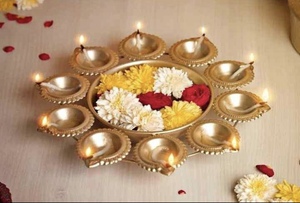 Vente en gros de nouveau design de laiton Urli Prime qualité de forme ronde Urli pour la décoration d'hôtel de mariage disponible au tarif le plus bas de l'Inde - Product Image 5