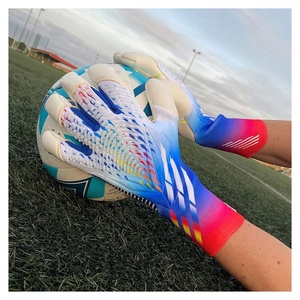 Proveedor directo de fábrica Guantes de portero de fútbol profesional con logotipo personalizado Precio razonable Hecho de cuero de alta calidad - Product Image 2