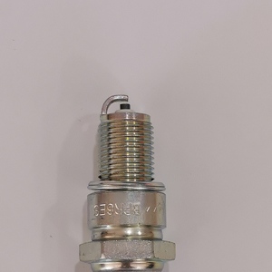 NGK – bougies d'allumage authentiques en Iridium 7822 BPR6ES pour SUZUKI SWIFT II Hatchback (EA,MA), 1989-2005 1.3 GTi - Product Image 2