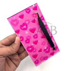 แผ่นรองขนตาอะคริลิคน้ำหนักเบา สีชมพูสด รูปหัวใจ พิมพ์โลโก้ตามสั่ง บริการพิมพ์ OEM สำหรับแผ่นรองขนตา - Product Image 4