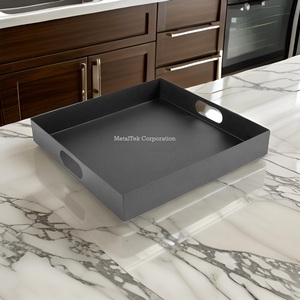Bandeja de servicio de <span class=keywords><strong>metal</strong></span> negro al por mayor para té café forma personalizada para el hogar restaurante asas de corte ovalado varios colores disponibles