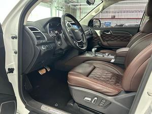 BEST OFFER USED H-9 2021 2.0T Gasoline 4WD Premium Edition 5-Seater <b>Leather</b> - Product Image 3