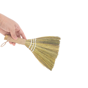 Mini balai de paille fait main balai fouet écologique pour table, cuisine et voiture - Product Image 5