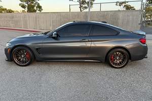 BMW 440i Coupé d'occasion 2020, conduite à gauche/droite - Product Image 2