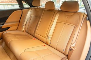 Offre exceptionnelle : Lucid Air Grand Touring 2025 d'occasion, propre et prêt à être expédié - Product Image 2