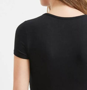 Recién llegado 2024, Camiseta corta OEM hecha a medida para mujer, camiseta transpirable de secado rápido con diseño personalizado, Camiseta corta con estampado - Product Image 5