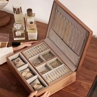 Boîte à Bijoux en Bois Unique avec Colonne Design Élégant Support de Rangement Fait Main Idéal pour Bagues Boucles d'Oreilles Colliers et Souvenirs