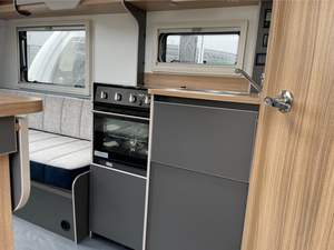 Lightweight <b>Caravan</b> Camper Motorcycle Camping Trailer 4x4 Enclosed Road Tent Steel Foldable Waterproof 1200kg Payload - Product Image 6