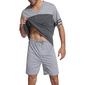 Conjunto de pantalones cortos deportivos informales de dos piezas con logotipo personalizado para hombre - Product Image 2