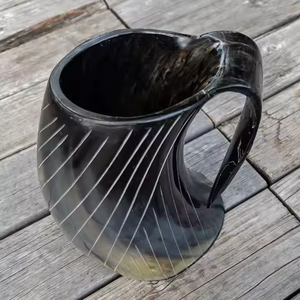 Tasse en corne de Viking naturelle faite à la main en forme de cercle avec finition miroir rustique poli Meilleure qualité fabriquée Tasse en corne artisanale - Product Image 5