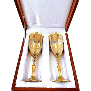 Gold plated wedding goblets gift set high quality luxury elegant alcohol set with 2 goblets wedding drinkware