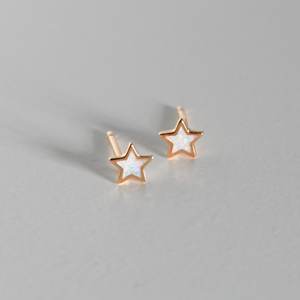 Minimalista moda 925 plata esterlina lindo Mini estrella forma ópalo piedra preciosa bisel ajuste Stud pendientes regalo para mujeres niñas - Product Image 1