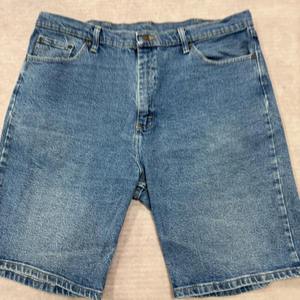 กางเกงคาร์โก้ขาสั้นผ้าแคนวาสสีล้วนยาวถึงเข่ากางเกงลำลองสำหรับผู้ชายฤดูร้อนแห้งเร็วกันลมใส่สบายพอดีกับถนน - Product Image 1