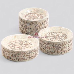 Soporte para Pastel de Nácar Hecho a Mano Ecológico para Servir Postres de Ramadán, Decoración de Mesa y Uso como Regalo, de Vietnam - Product Image 1