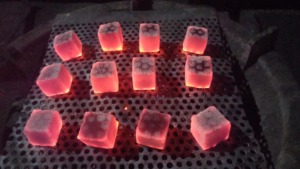 Lista de Precios de Carbón para Shisha: Briquetas de Cáscara de Coco Natural con Varios Diseños - Product Image 6