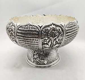 Bol de service moderne Ustensiles de cuisine à fleurs Maison Hôtel Restaurant Fruits secs Dates Bols de service Bol de service en aluminium couleur argent - Product Image 6