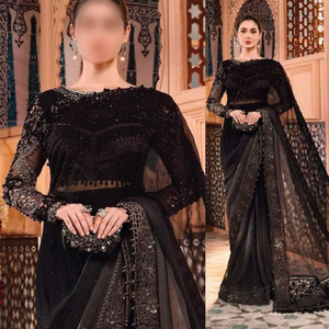 Robe longue de soirée de créateur pour femmes indiennes et pakistanaises, style boutique, avec applications brodées lourdes et plis, coupe trapèze ethnique - Product Image 5