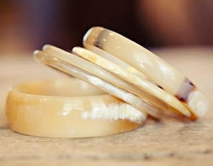 Horn <b>Fashion</b> <b>Cuff</b> <b>Bracelet</b> Natural Cow Ox Horn <b>Bracelets</b> Designer Heavy Look African Oval Horn Bangle <b>Cuff</b> <b>Bracelet</b> for Women - Product Image 3