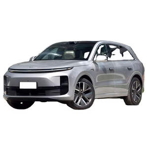 SUV Eléctrico de Lujo 2024 Usado, 4x4, 5 Plazas, con Autonomía de 201-300 km y Batería de 50-70 kWh - Product Image 5