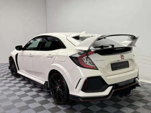 El mejor cambio por Clean 2022 H o n d a C i v i c Type R GT Disponible para entrega - Product Image 5