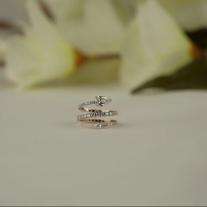 Bague exclusive en diamant de laboratoire poire et taille ronde VS1 clarté IGI SGL certifié or rose or argent fournisseur en gros - Product Image 1